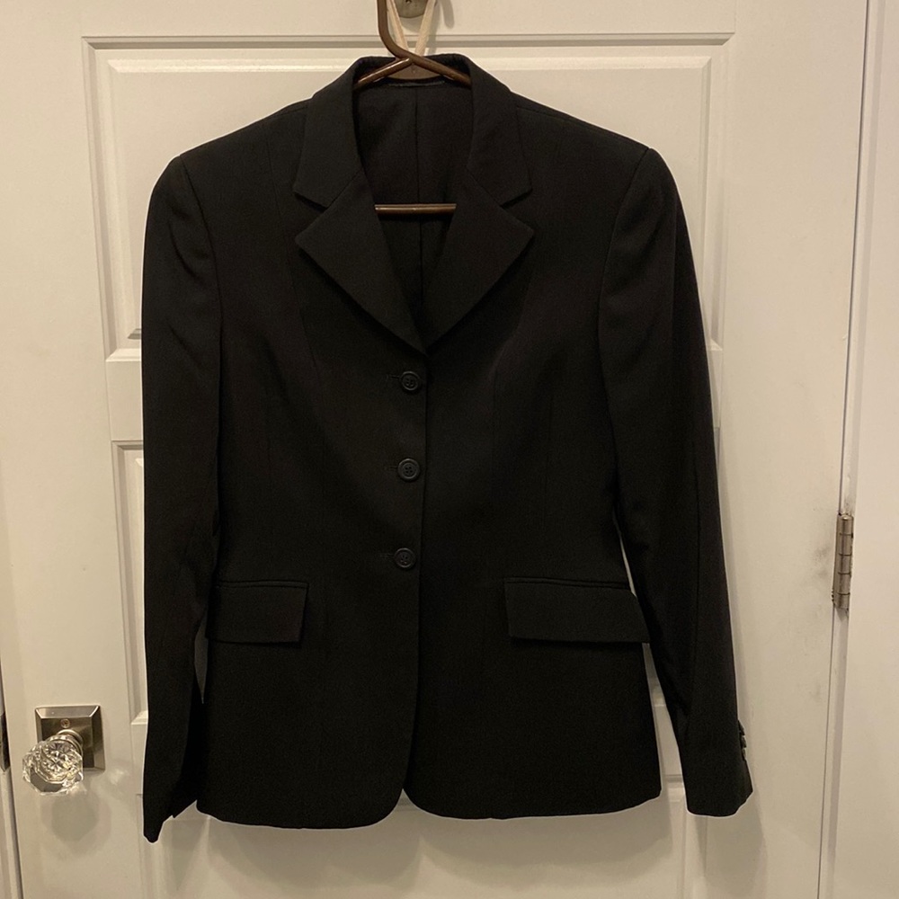 Gorgeous stretch fit equestrian jacket. Black. Size 2.